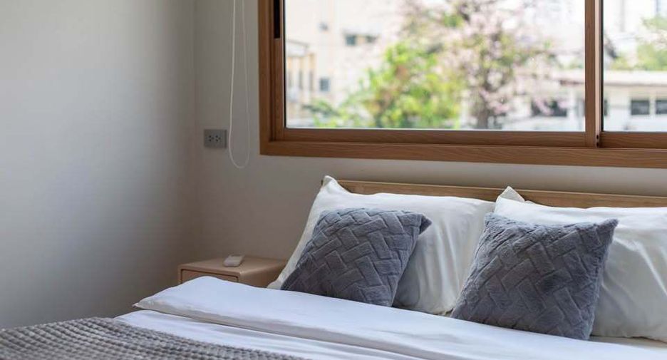 Reihenhaus zur Miete mit 5 Zimmer in Watthana, Bangkok