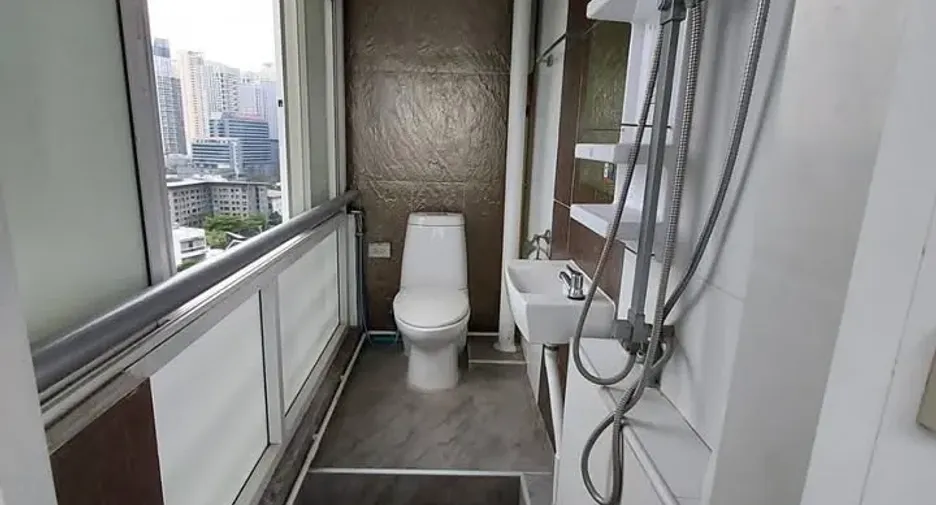 For sale and for rent 2 bedrooms condo in Khlong Toei, Bangkok