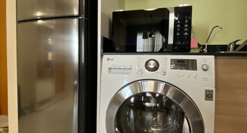 For rent 1 bed condo in Watthana, Bangkok