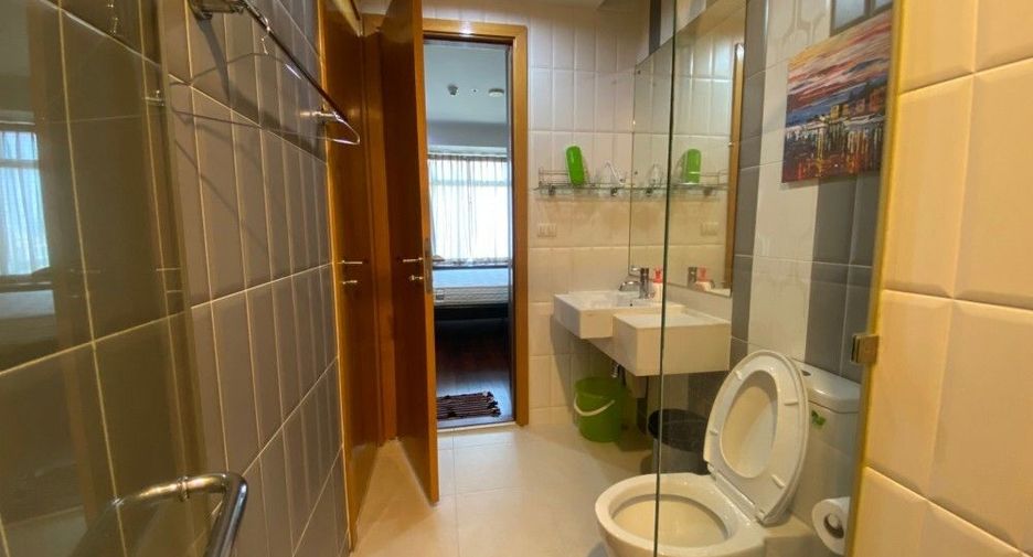 For rent 1 bed condo in Watthana, Bangkok