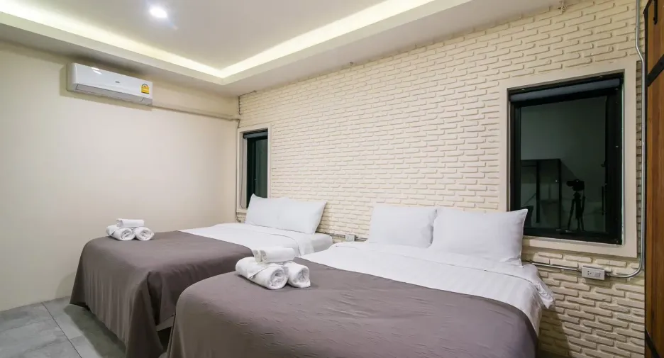 For rent 4 bedrooms villa in Hua Hin, Prachuap Khiri Khan