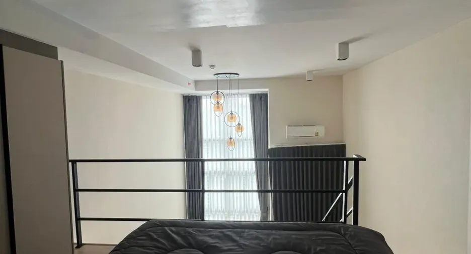 For rent 1 bed condo in Huai Khwang, Bangkok