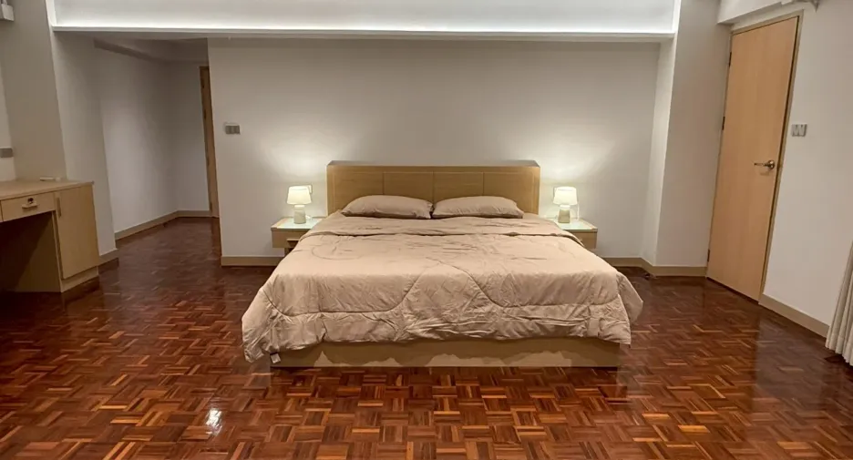 À louer 2 chambres condo à Khlong Toei, Bangkok