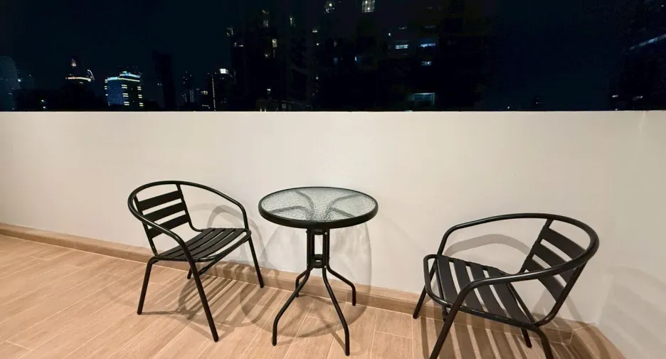 À louer 2 chambres condo à Khlong Toei, Bangkok