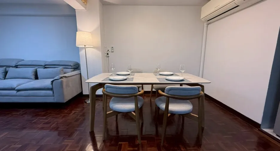 À louer 2 chambres condo à Khlong Toei, Bangkok
