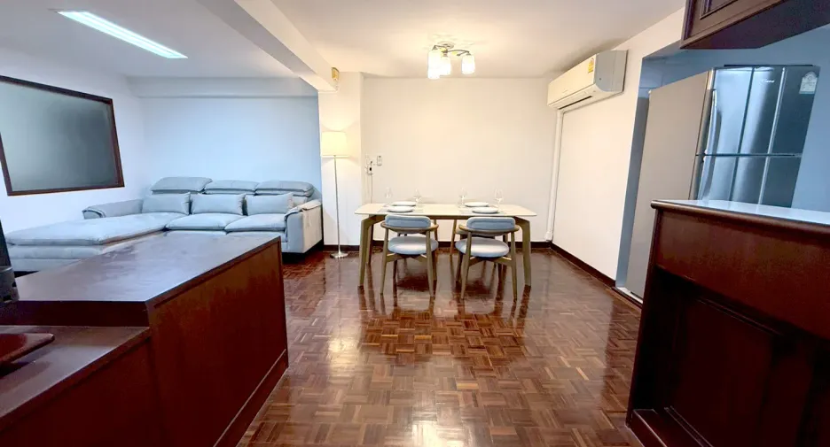 À louer 2 chambres condo à Khlong Toei, Bangkok