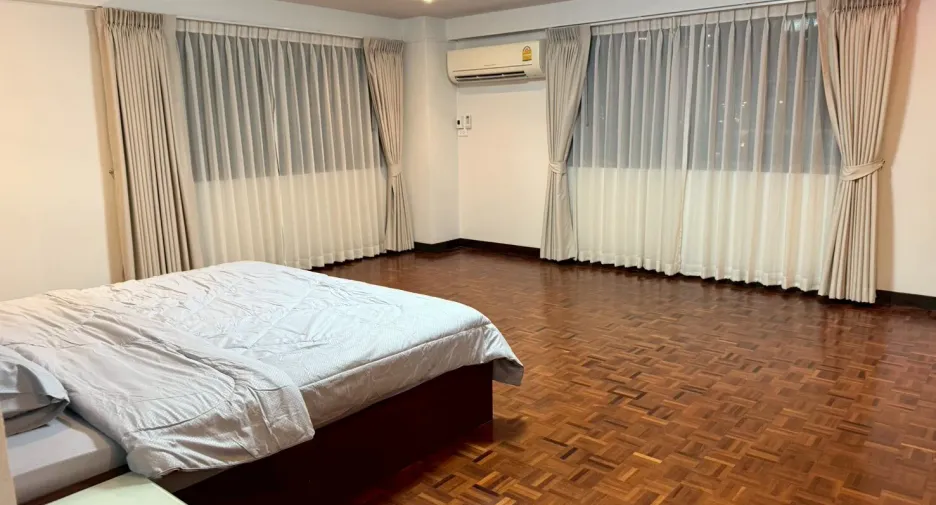À louer 2 chambres condo à Khlong Toei, Bangkok