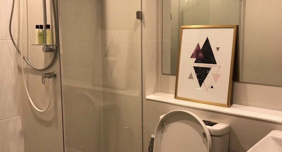 For rent 1 bed condo in Pathum Wan, Bangkok