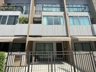 ให้เช่า 3 ห้องนอน บ้านเดี่ยว ใน สะพานสูง, กรุงเทพฯ