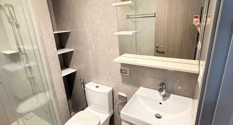 For rent 1 bed condo in Sathon, Bangkok