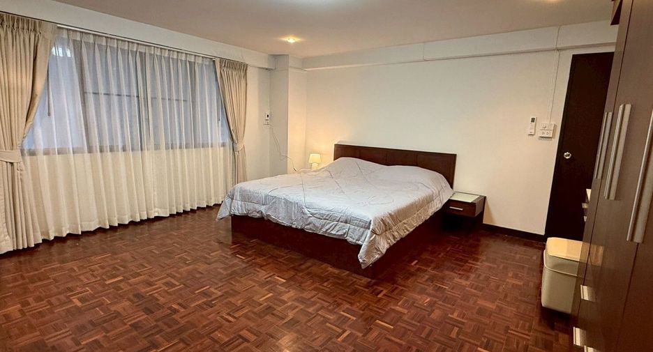 À louer 3 chambres condo à Khlong Toei, Bangkok