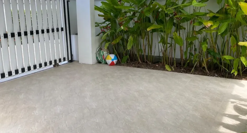 For rent 3 bedrooms villa in Mueang Phuket, Phuket