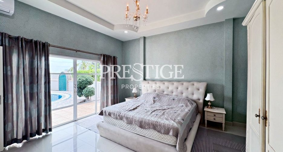 For sale 4 bedrooms house in Huay Yai, Pattaya