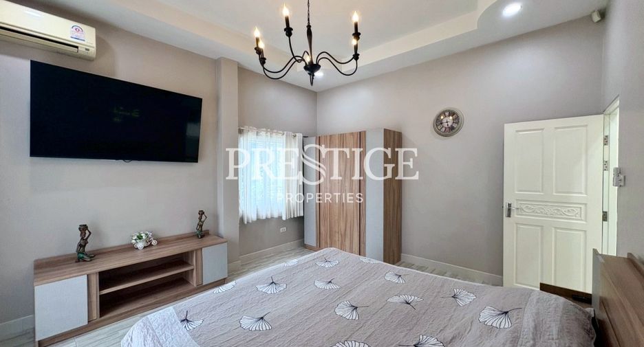 For sale 4 bedrooms house in Huay Yai, Pattaya
