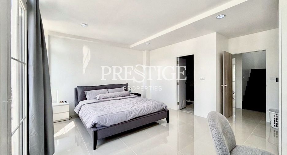For sale 3 bedrooms house in North Pattaya, Pattaya