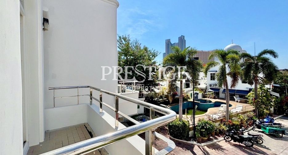 For sale 3 bedrooms house in North Pattaya, Pattaya