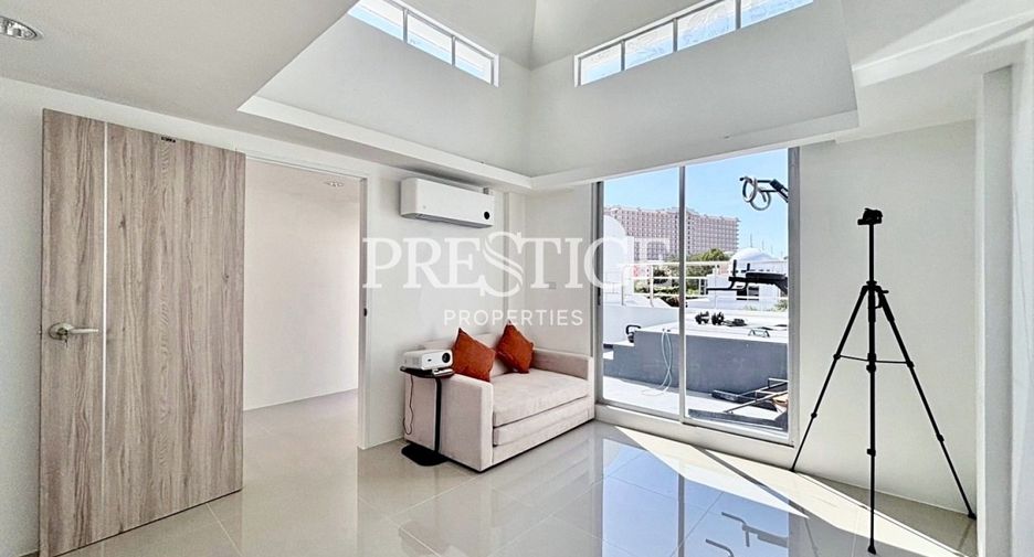 For sale 3 bedrooms house in North Pattaya, Pattaya