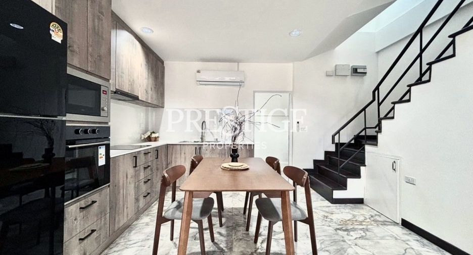 For sale 3 bedrooms house in North Pattaya, Pattaya