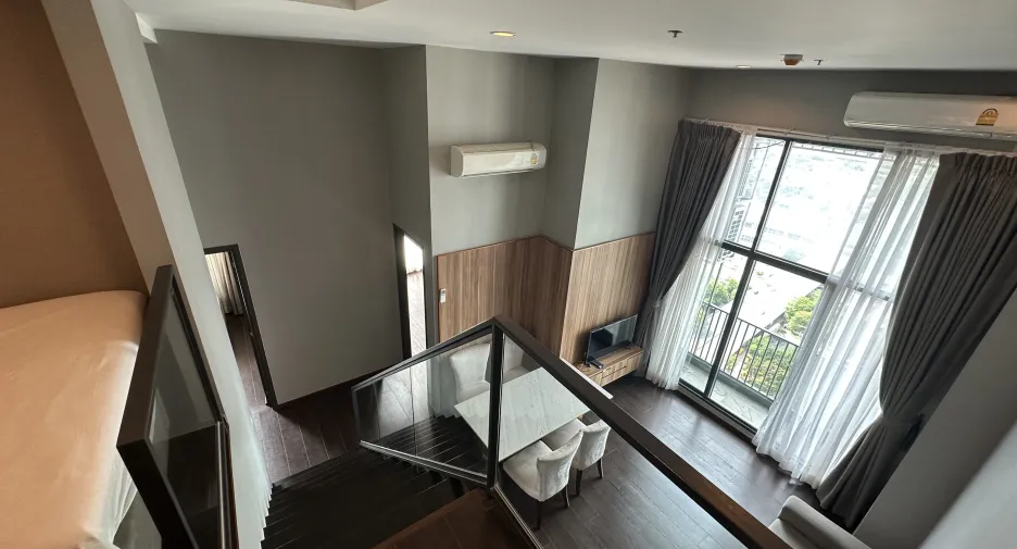 Condo en alquiler de 3 habitaciones en Watthana, Bangkok