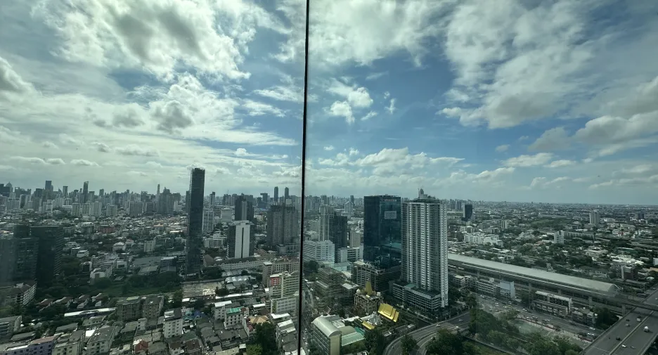 Condo en alquiler de 3 habitaciones en Watthana, Bangkok