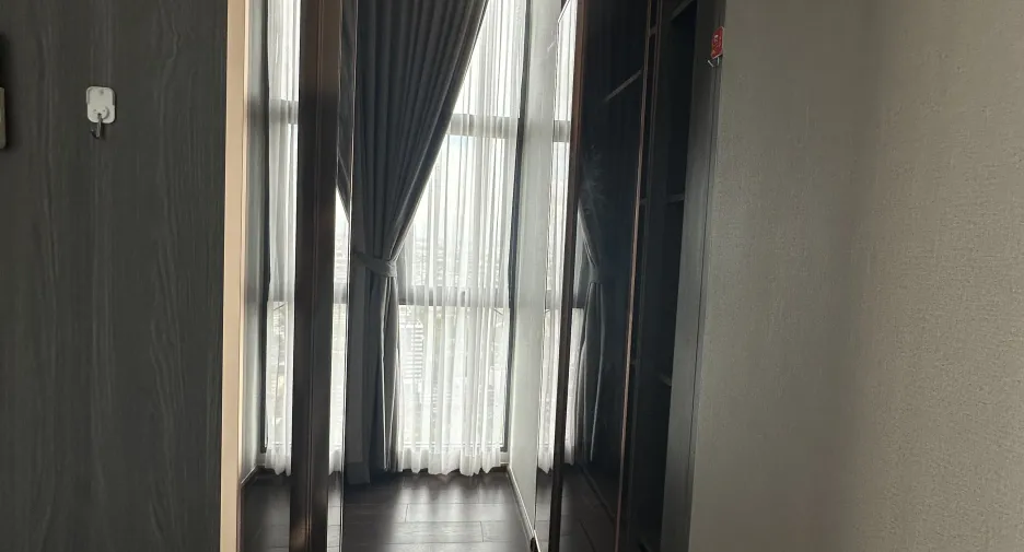 Condo en alquiler de 3 habitaciones en Watthana, Bangkok