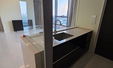 À louer 2 chambres condo à Sathon, Bangkok