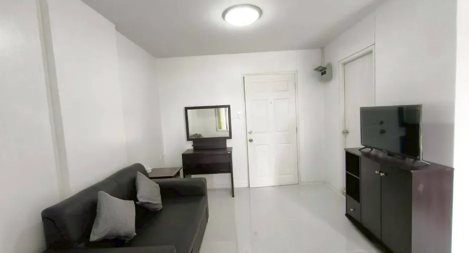 For rent 1 bed condo in Bang Kapi, Bangkok