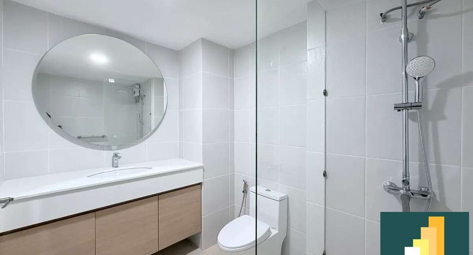 For rent and for sale 1 bed condo in Pratumnak, Pattaya
