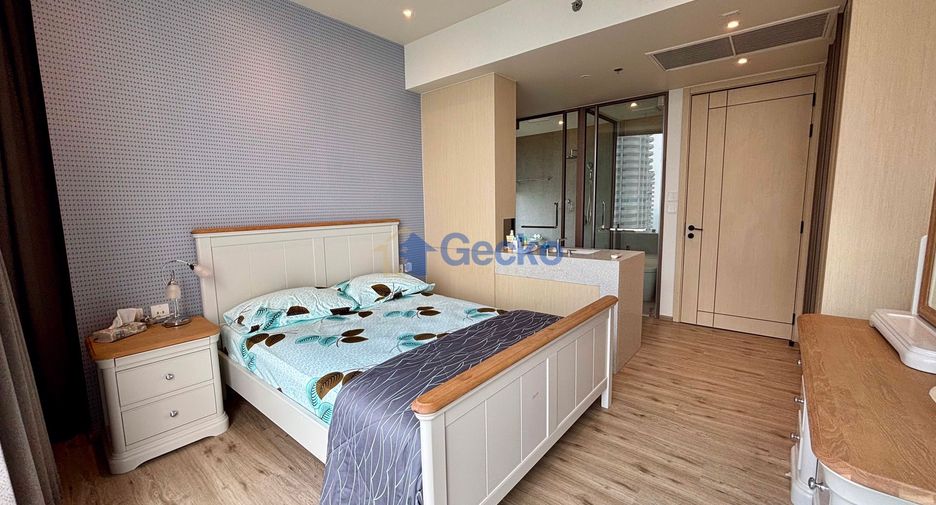 For rent 2 bedrooms condo in North Pattaya, Pattaya