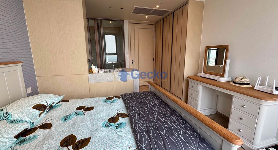 For rent 2 bedrooms condo in North Pattaya, Pattaya