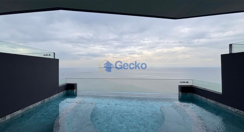 For rent 2 bedrooms condo in North Pattaya, Pattaya