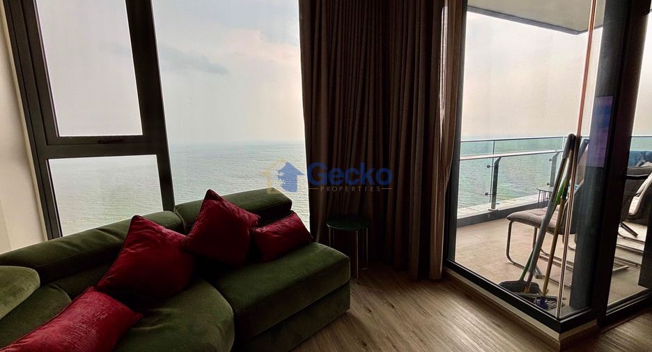For rent 2 bedrooms condo in North Pattaya, Pattaya