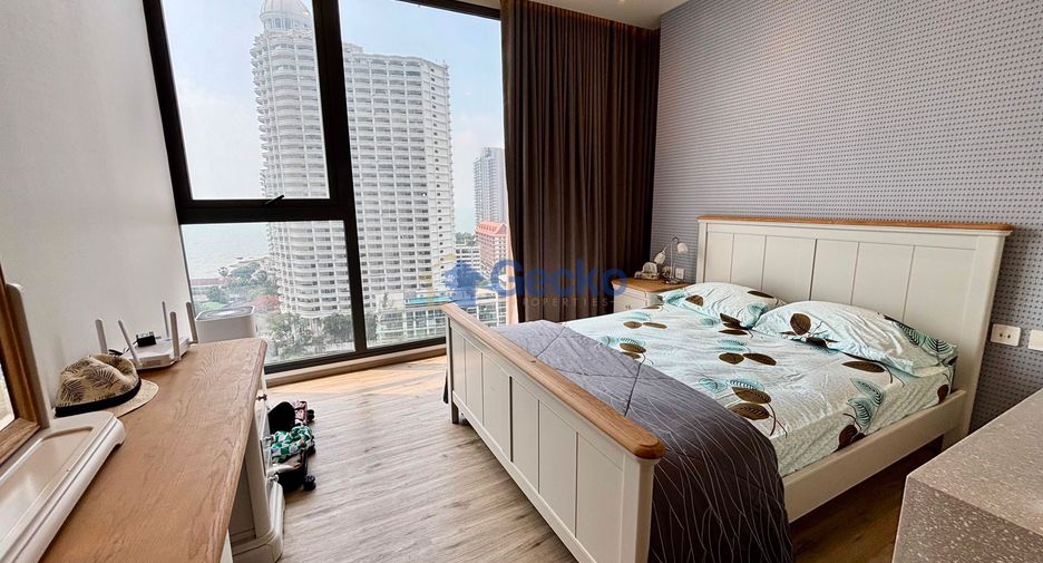 For rent 2 bedrooms condo in North Pattaya, Pattaya