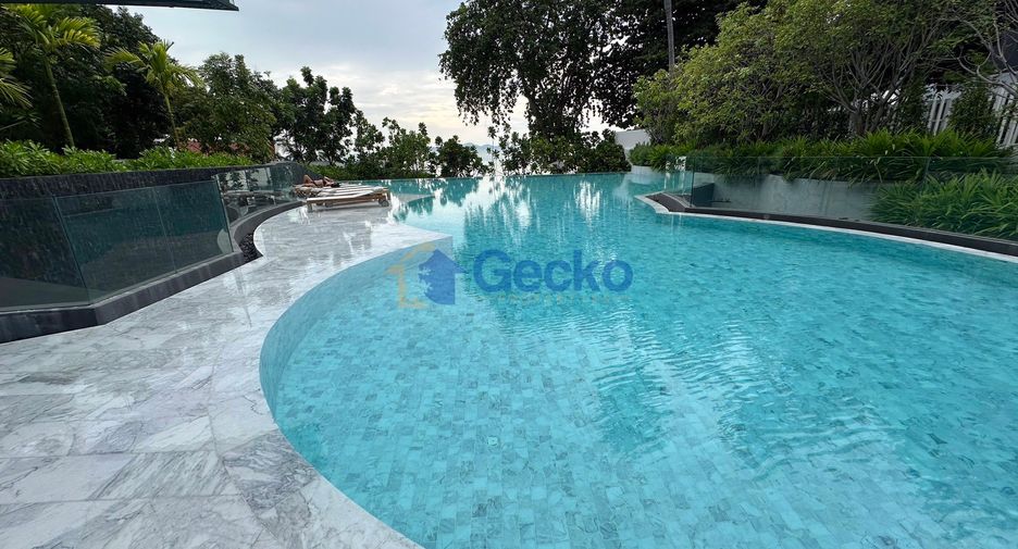 For rent 2 bedrooms condo in North Pattaya, Pattaya