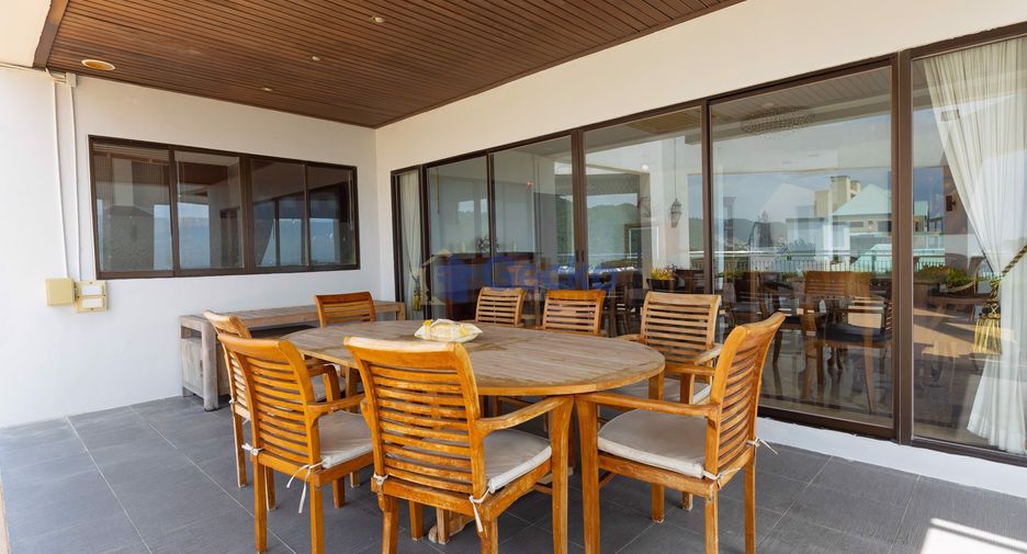 For sale 5 bedrooms condo in Mueang Chon Buri, Chonburi