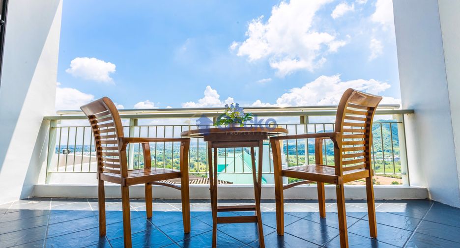 For sale 5 bedrooms condo in Mueang Chon Buri, Chonburi
