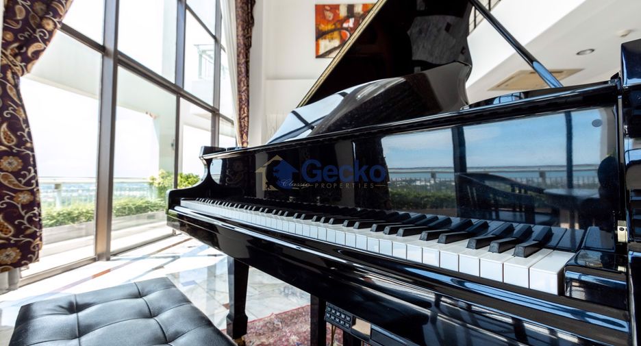 For sale 5 bedrooms condo in Mueang Chon Buri, Chonburi