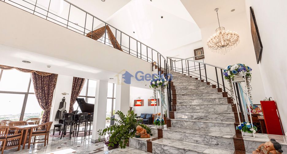 For sale 5 bedrooms condo in Mueang Chon Buri, Chonburi