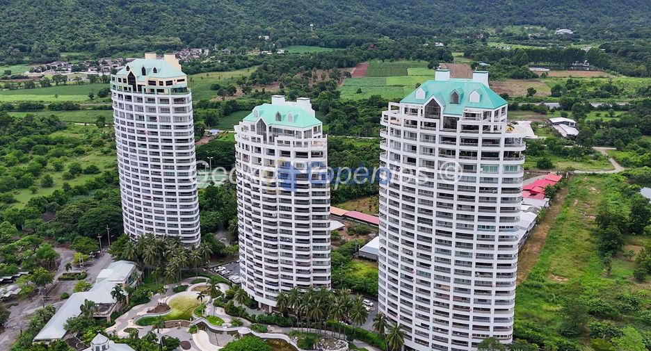 For sale 5 bedrooms condo in Mueang Chon Buri, Chonburi