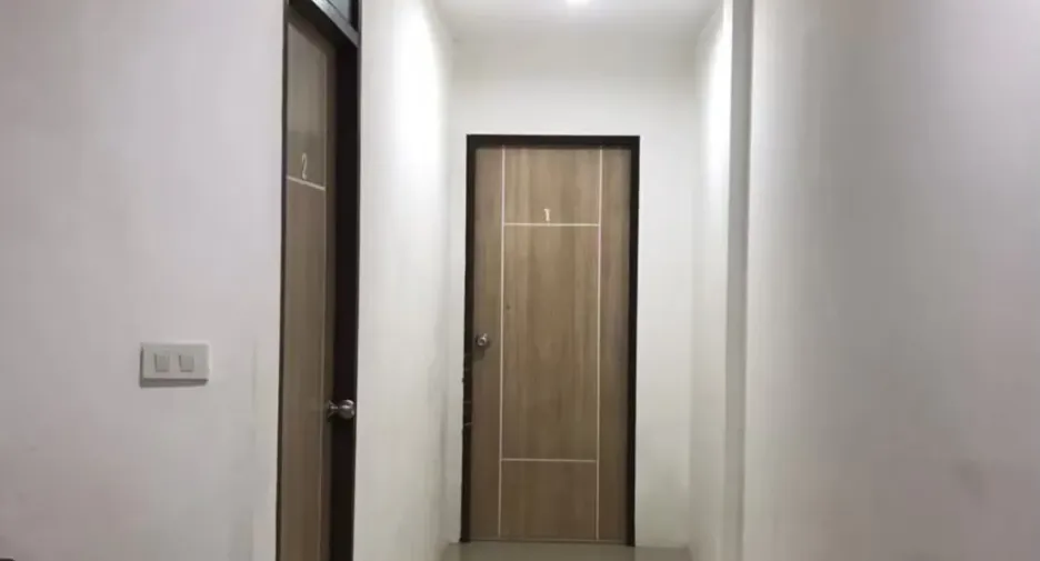 For sale 8 bedrooms townhouse in Thalang, Phuket