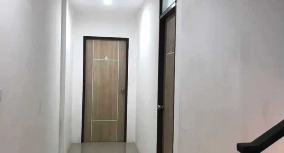 For sale 8 bedrooms townhouse in Thalang, Phuket