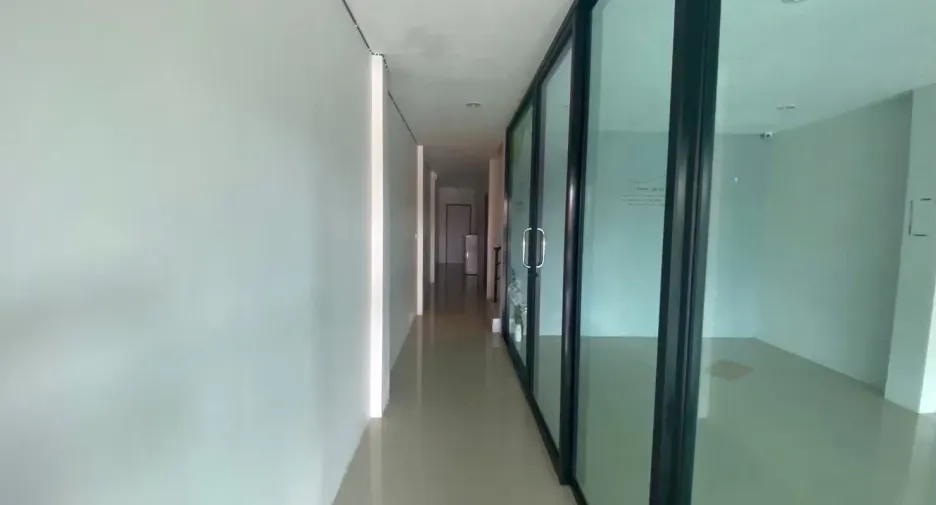 For sale 8 bedrooms townhouse in Thalang, Phuket
