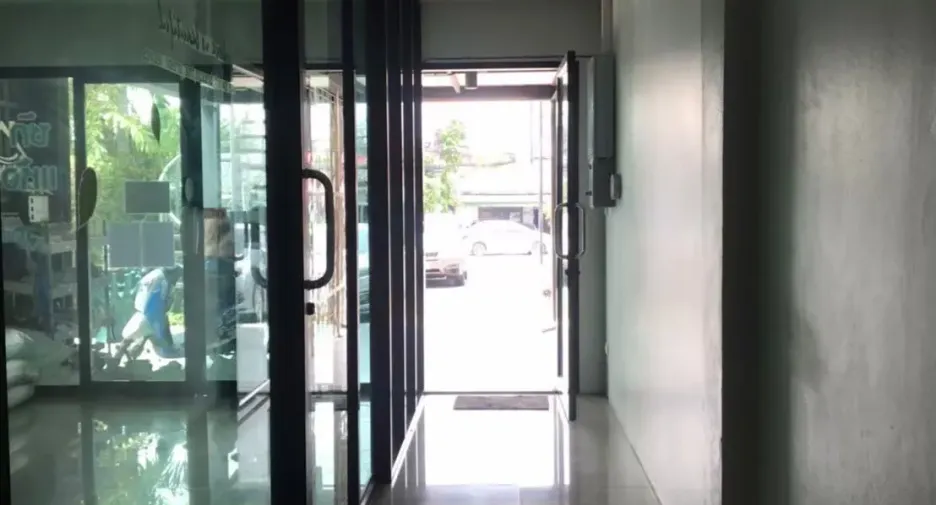 For sale 8 bedrooms townhouse in Thalang, Phuket