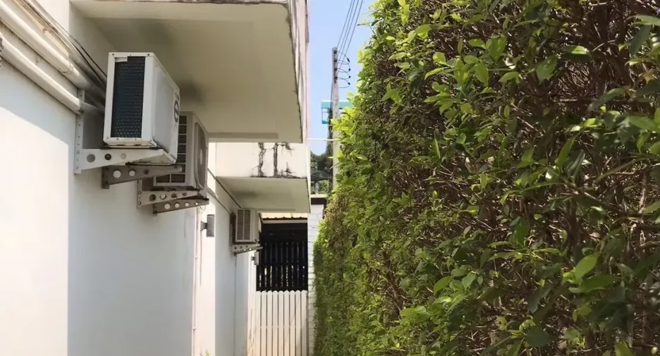 For sale 8 bedrooms townhouse in Thalang, Phuket