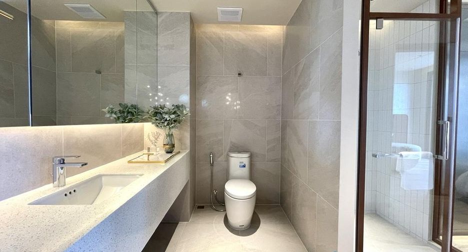 For sale 2 bedrooms condo 