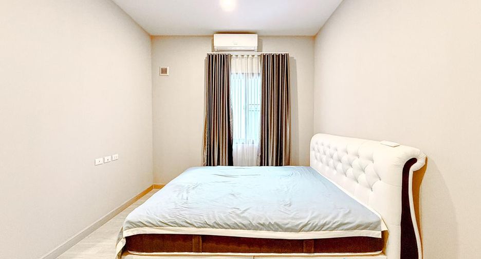 For sale 3 bedrooms house in East Pattaya, Pattaya
