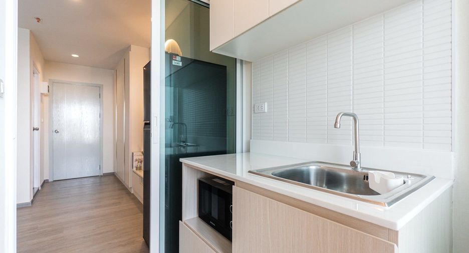 For rent studio condo in Bang Na, Bangkok