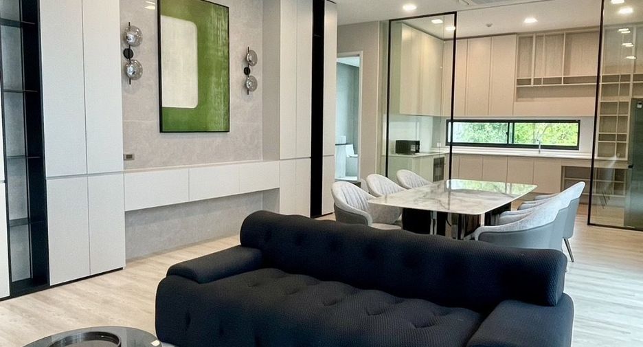Casa en alquiler de 4 habitaciones en Saphan Sung, Bangkok
