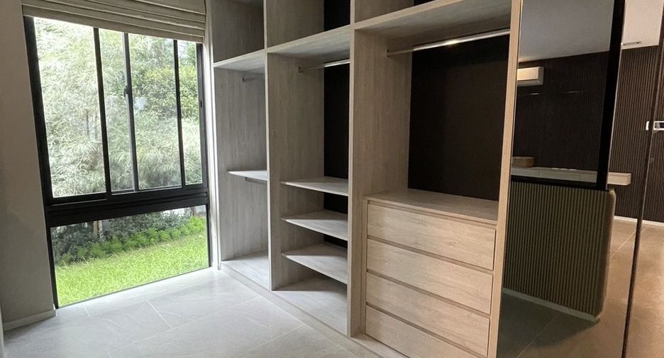 Casa en alquiler de 4 habitaciones en Saphan Sung, Bangkok