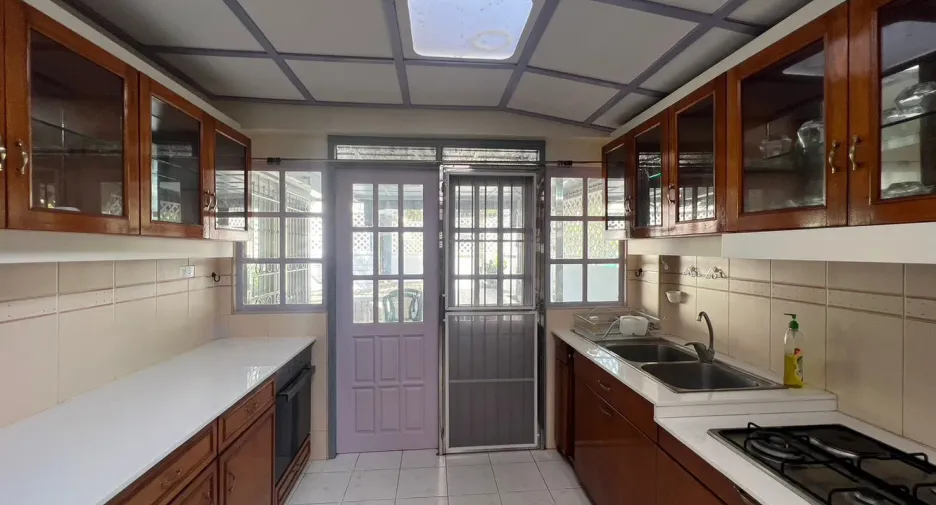 Villa en alquiler de 3 habitaciones en Mueang Phuket, Phuket